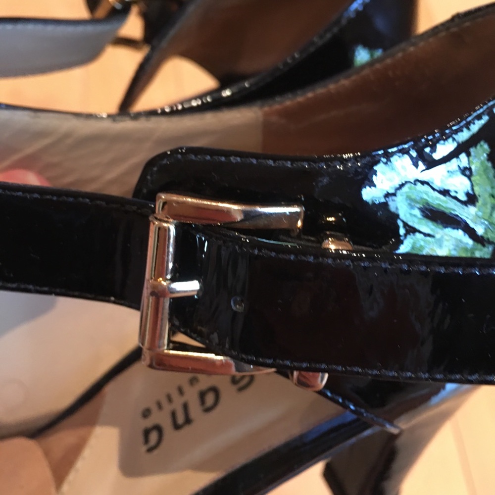Patent leather ultra comfy heel - Picture 8 of 14